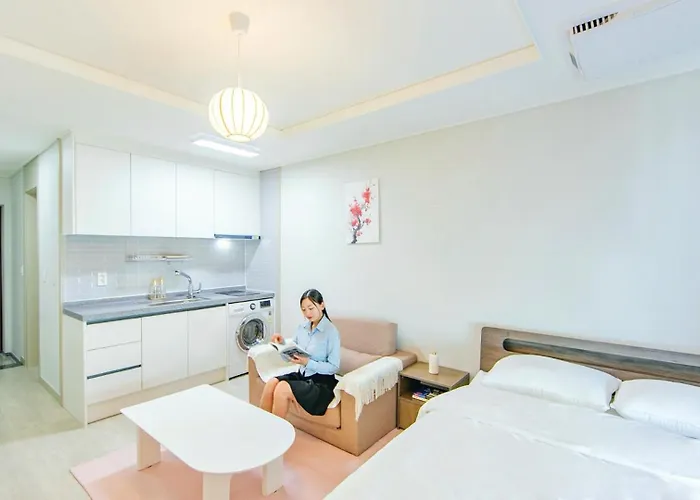 Ieumjae Seomyeon Station Aparthotel Busan